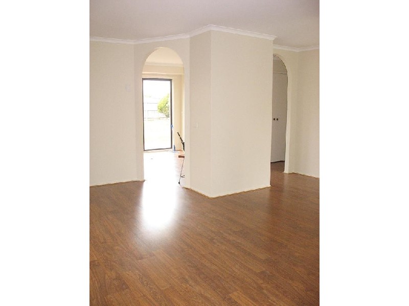 14 Alison Place, Attwood VIC 3049