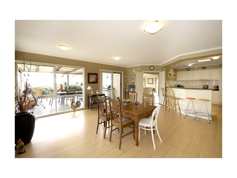 45 THE Ridge, Oaklands Junction VIC 3063