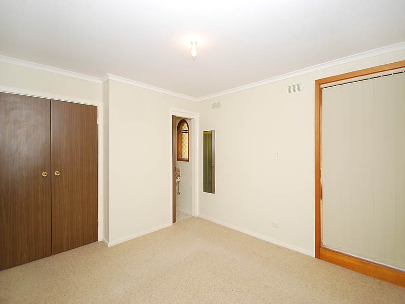 12 Tadstan Drive, Tullamarine VIC 3043