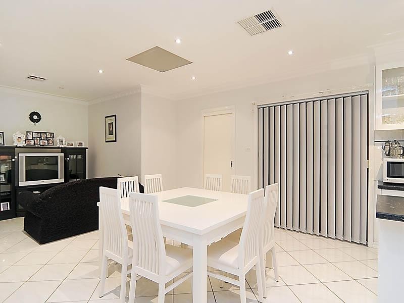 9 BURNLEY Court, Greenvale VIC 3059