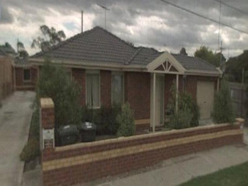 1/21 BANKSIA Grove, Tullamarine VIC 3043