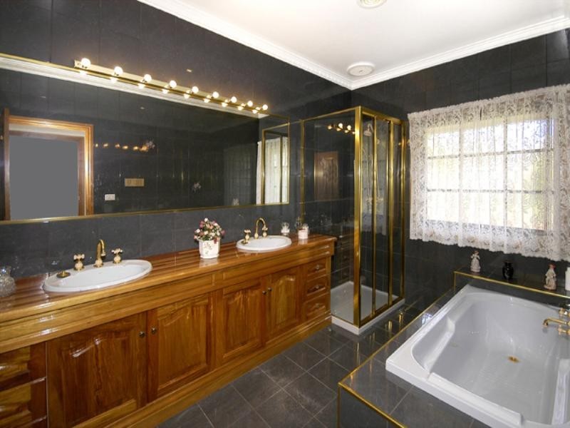 1 Stella Court, Greenvale VIC 3059