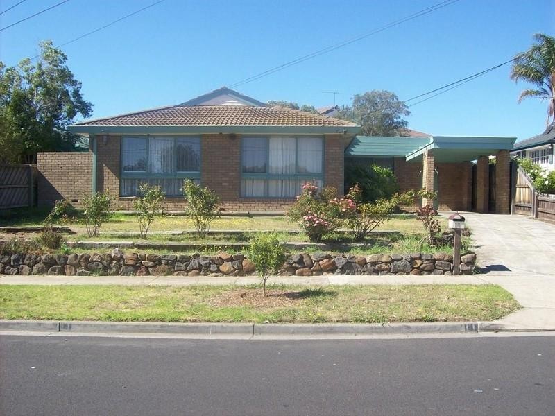 11 Bamford Avenue, Westmeadows VIC 3049