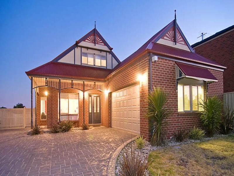 65 Axminster Drive, Craigieburn VIC 3064