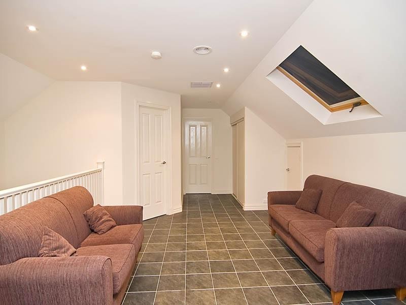 65 Axminster Drive, Craigieburn VIC 3064
