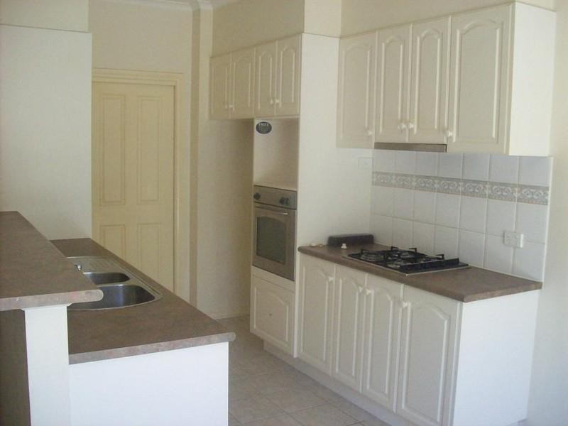 31 The Crest, Attwood VIC 3049