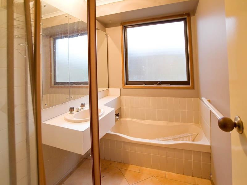 2 Gorae Court, Westmeadows VIC 3049