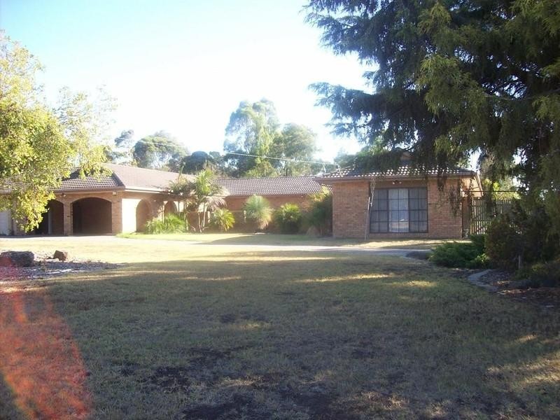 6 Airdrie Mews, Greenvale VIC 3059