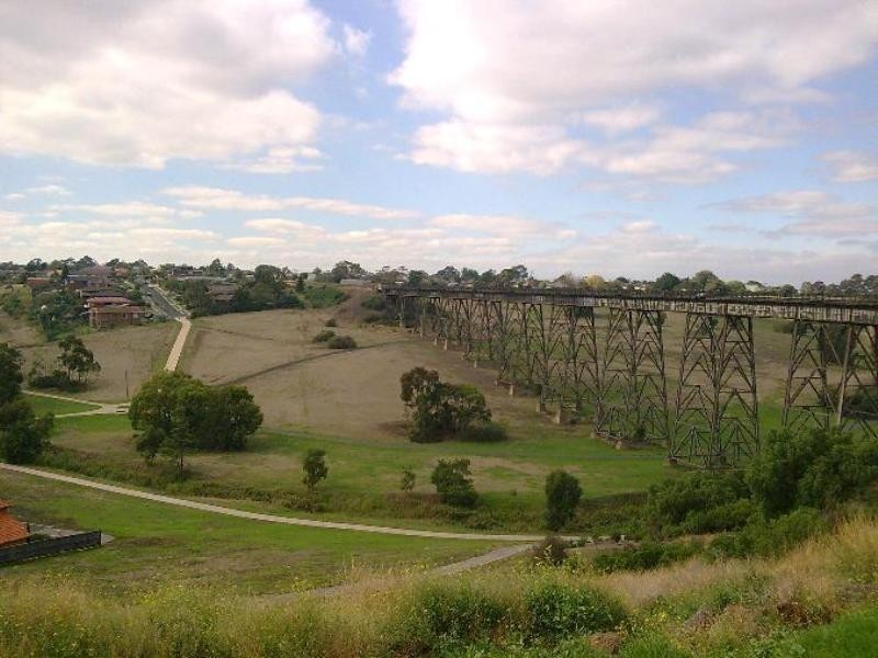 20 BALERNO Circle, Gowanbrae VIC 3043