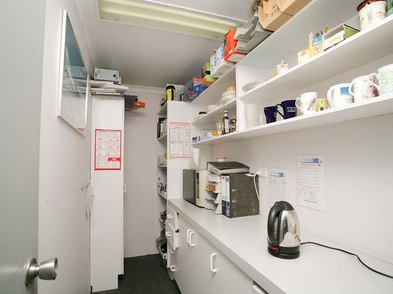 2/13 Ovata Drive, Tullamarine VIC 3043