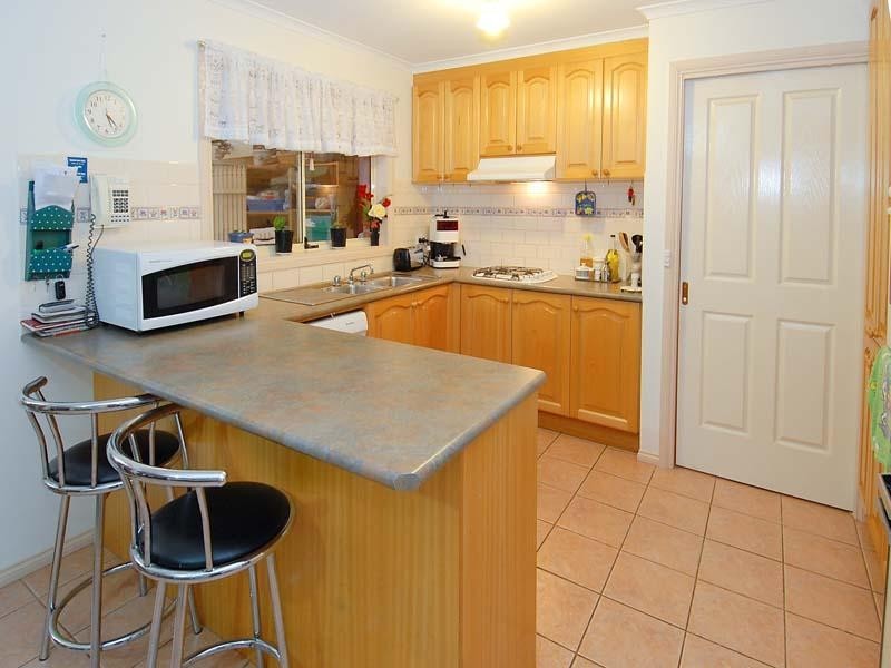 4 Lynch Place, Roxburgh Park VIC 3064