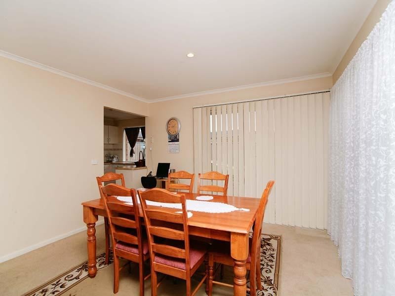 6 Bowral Loop, Craigieburn VIC 3064