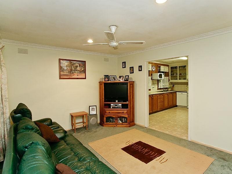 41 Ridgeway Avenue, Glenroy VIC 3046