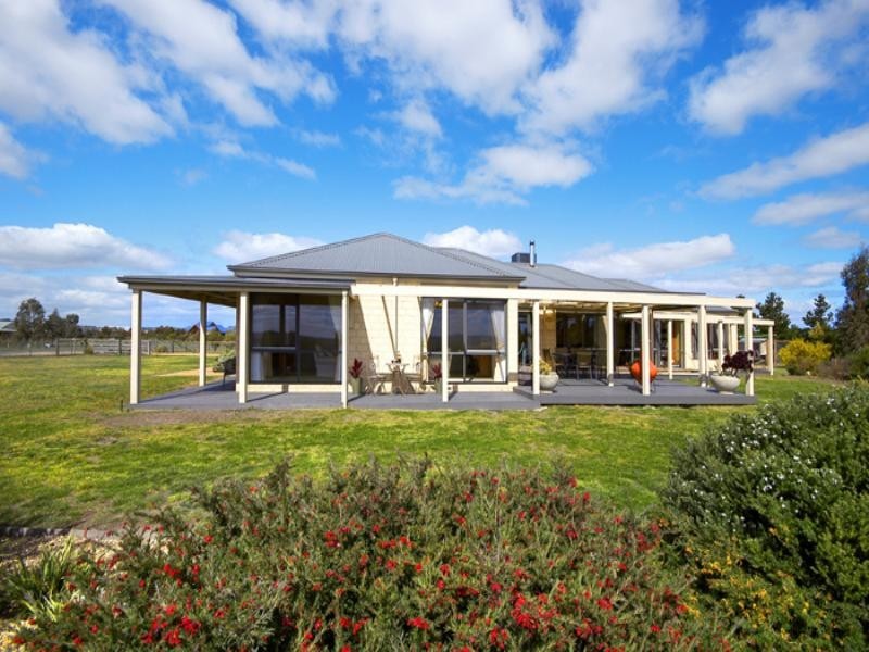 45 The Ridge, Oaklands Junction VIC 3063