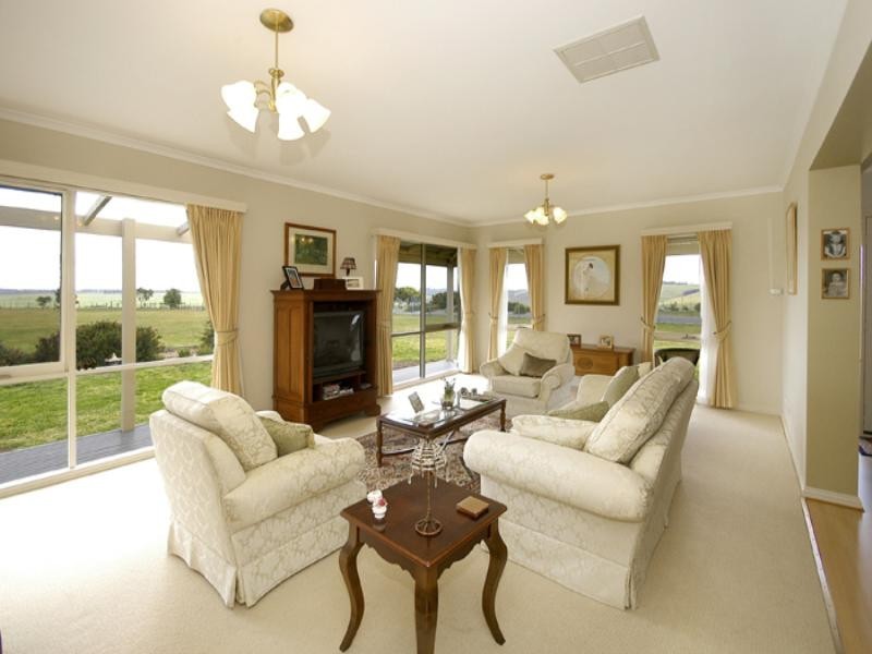 45 The Ridge, Oaklands Junction VIC 3063