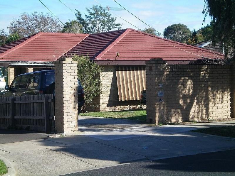 27 CHURCHILL Avenue, Tullamarine VIC 3043