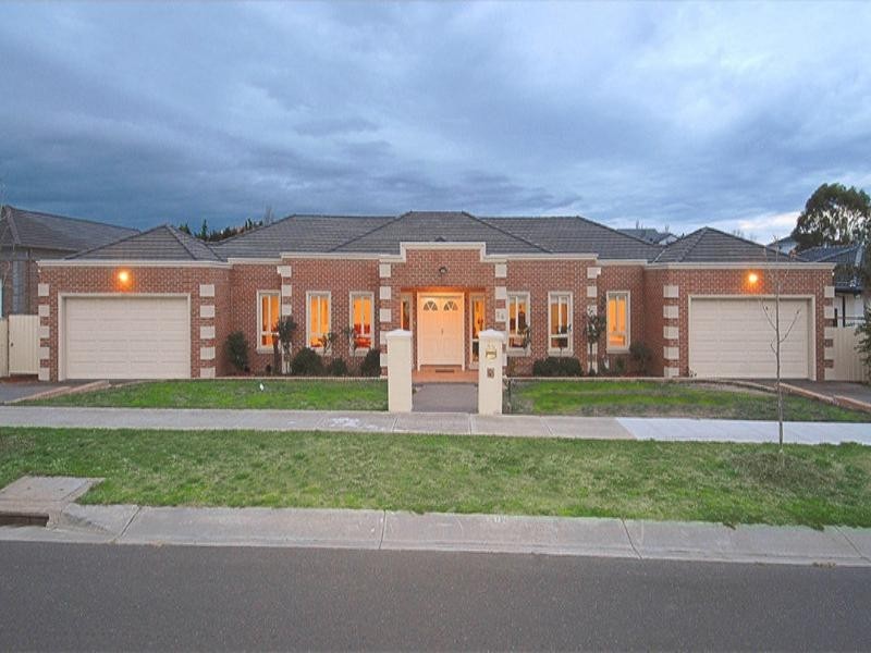 24 Palamino Valley Court, Greenvale VIC 3059