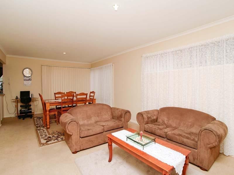 6 Bowral Loop, Craigieburn VIC 3064