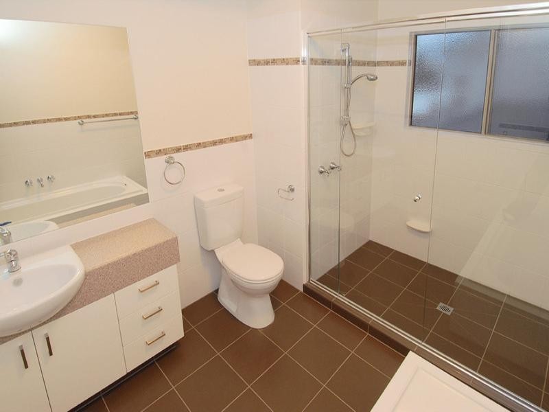 2/29 Coopers Hill Drive, Westmeadows VIC 3049