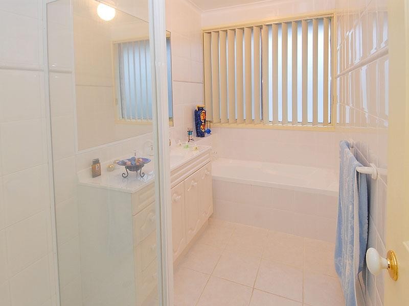 3 Finlay Place, Gladstone Park VIC 3043