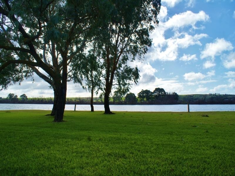 20 Murray Avenue, Mypolonga SA 5254