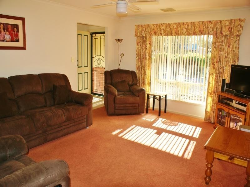 182 Adelaide Road, Murray Bridge SA 5253