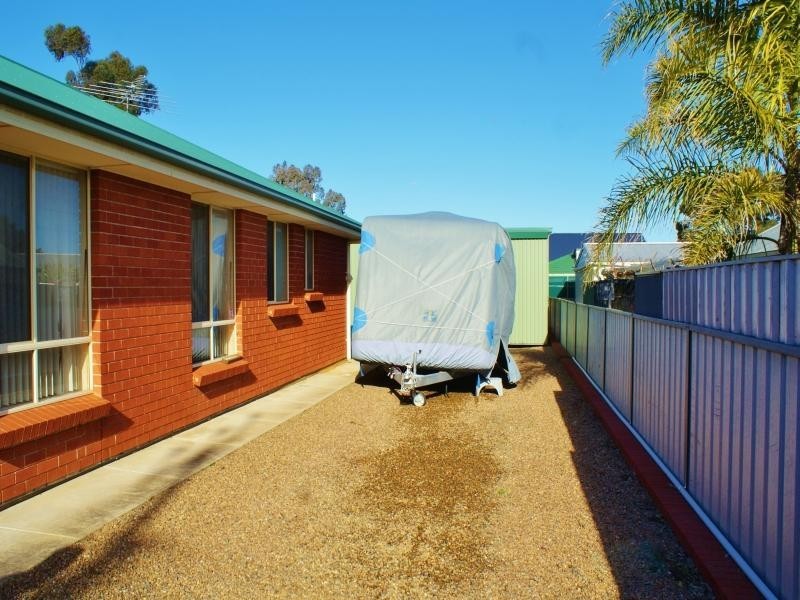 182 Adelaide Road, Murray Bridge SA 5253