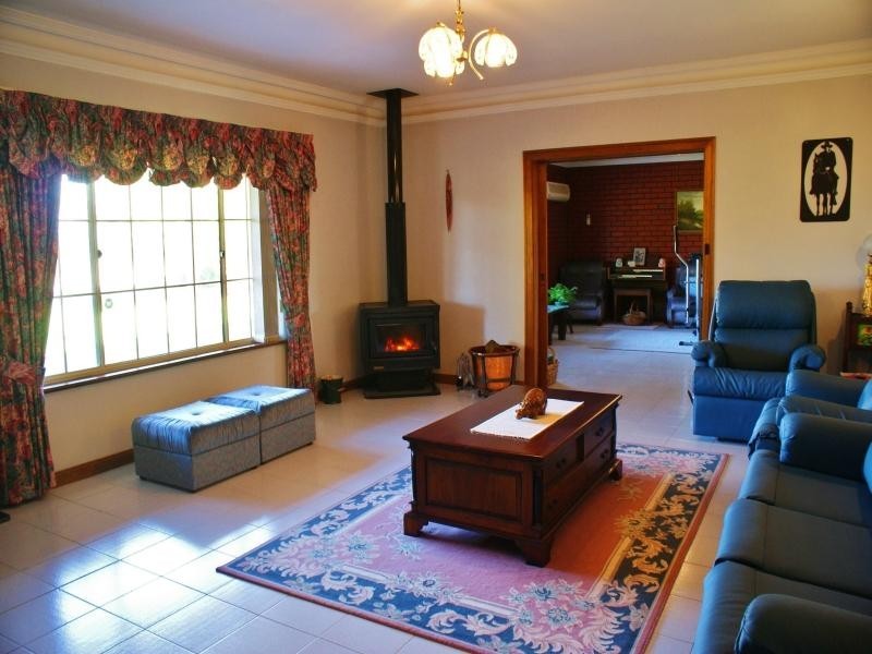 3 Queen Louisa Drive, Murray Bridge SA 5253