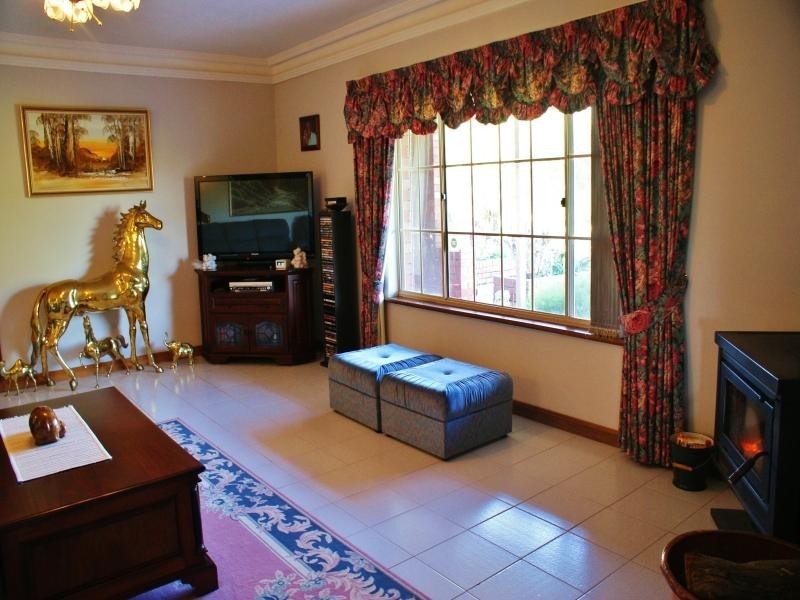 3 Queen Louisa Drive, Murray Bridge SA 5253