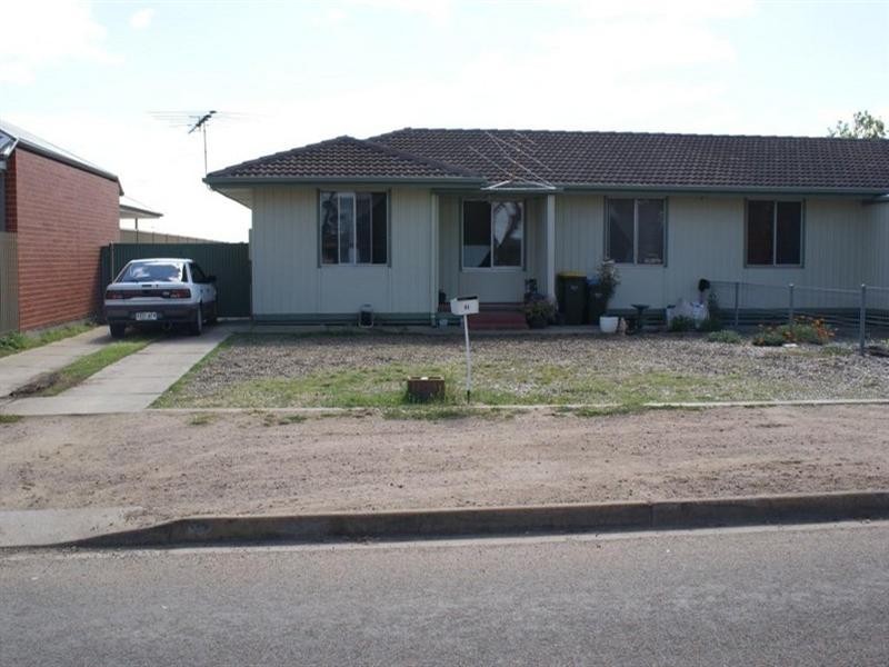 81 Gail Crescent, Murray Bridge SA 5253