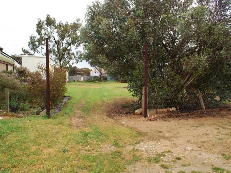 Lots11,12,13 Railway Terrace, Wynarka SA 5306
