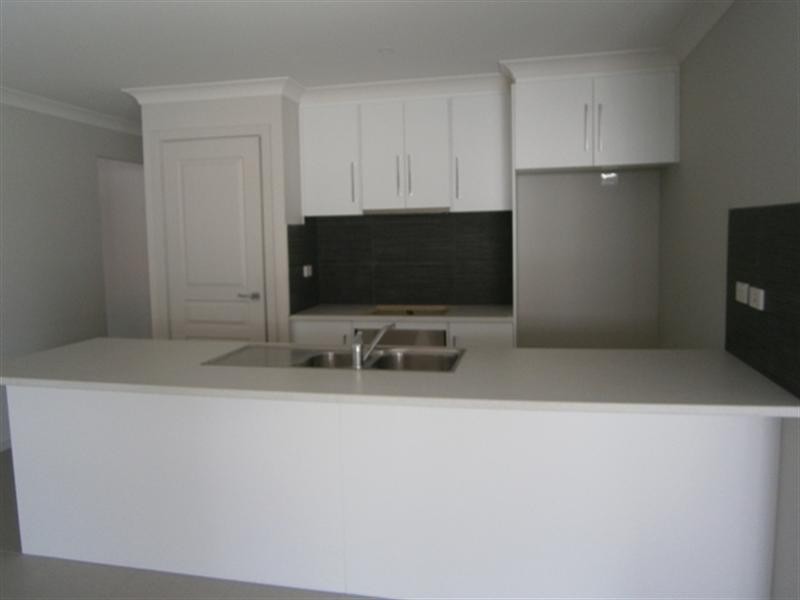 42 Pfitzner Close, Murray Bridge SA 5253