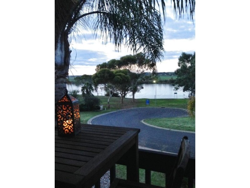 8 Hann Road, White Sands SA 5253