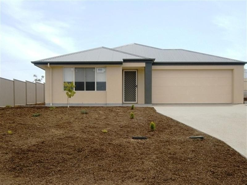 18 Paperbark Lane, Murray Bridge SA 5253