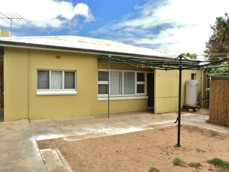 16 First Avenue, Tailem Bend SA 5260