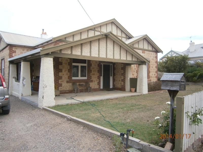 22 McHenry Street, Murray Bridge SA 5253