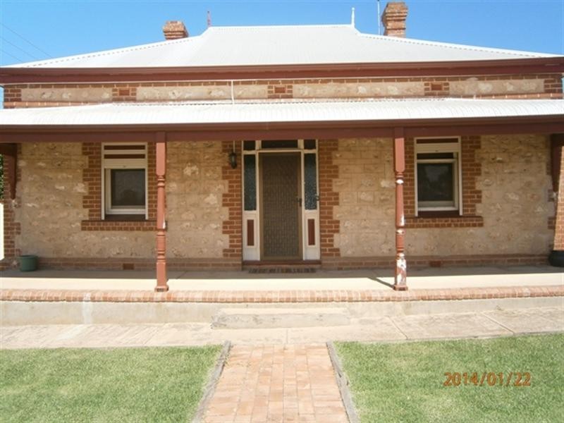 24 Gray Street, Murray Bridge SA 5253