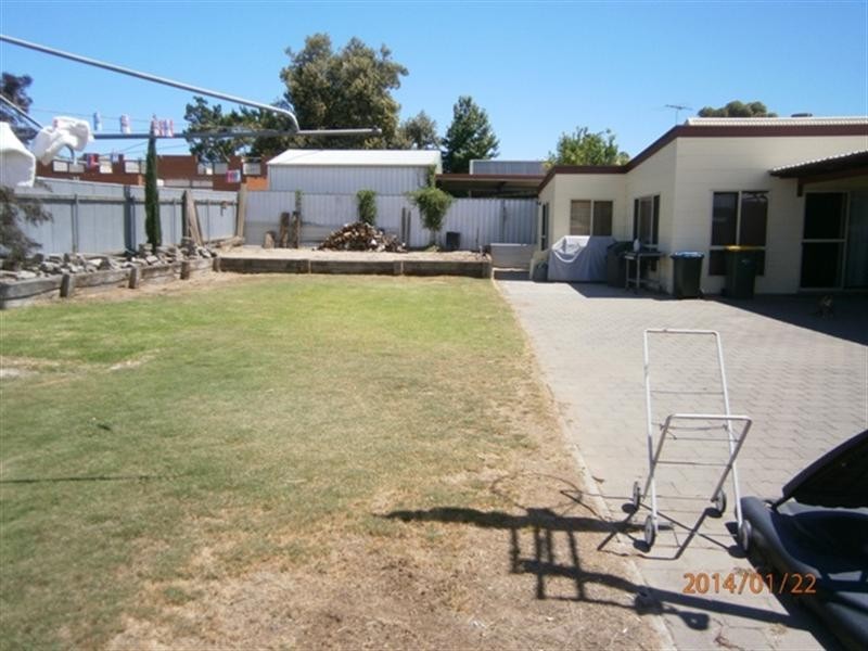 24 Gray Street, Murray Bridge SA 5253