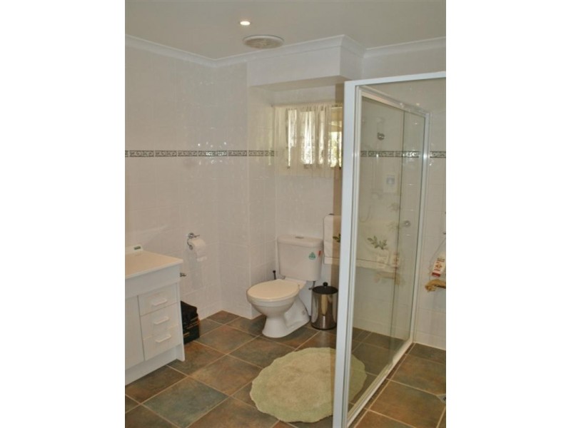 8 Sandpiper Road, Wellington East SA 5259