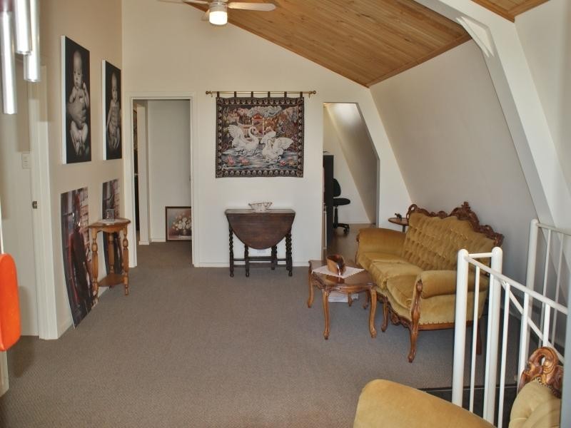 8 Sandpiper Road, Wellington East SA 5259