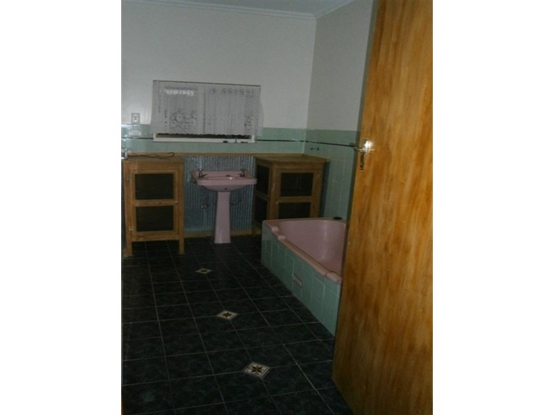 28 Princes Highway, Murray Bridge SA 5253