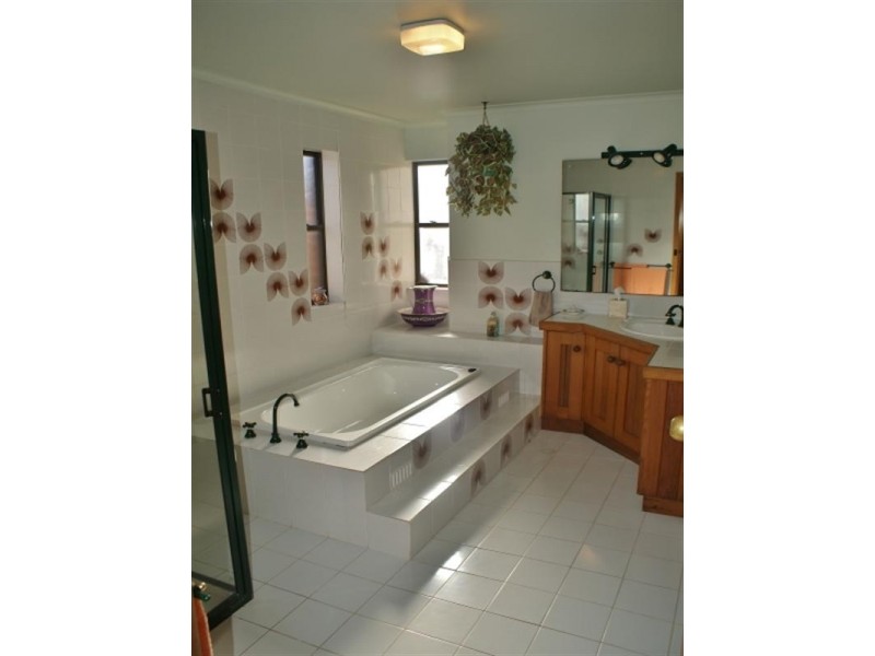 3 Elberta Road, Murray Bridge SA 5253