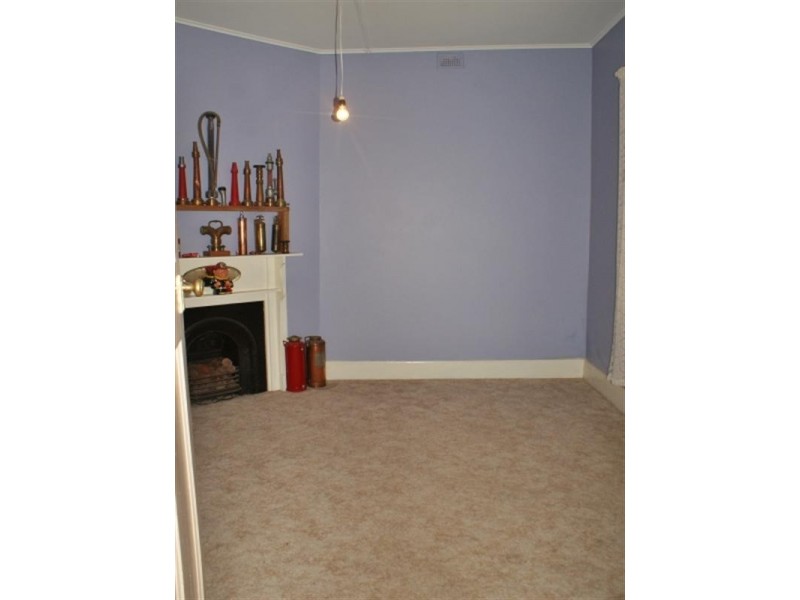 16 Charles Street, Murray Bridge SA 5253