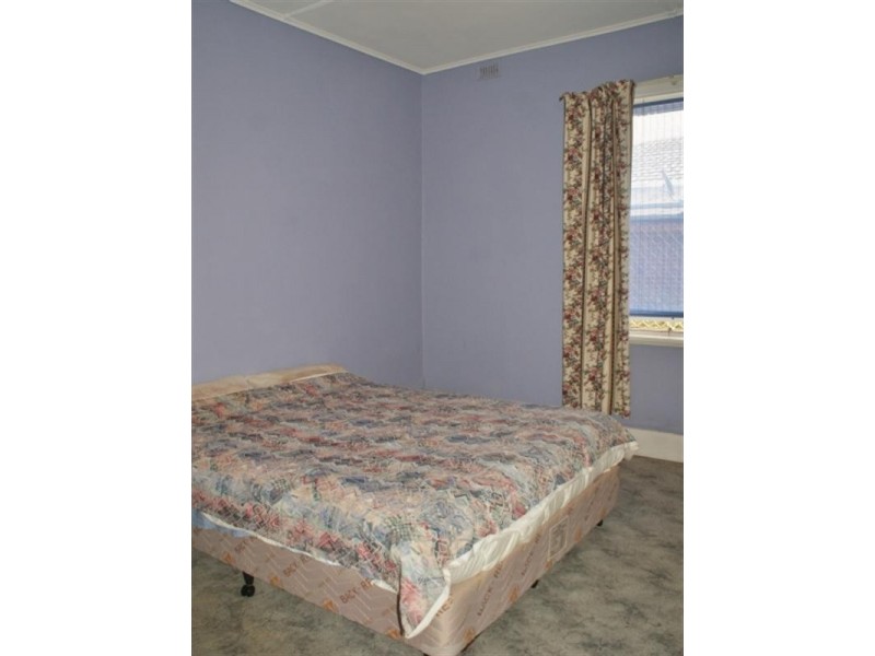 16 Charles Street, Murray Bridge SA 5253