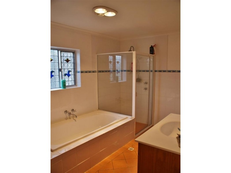 16 Charles Street, Murray Bridge SA 5253