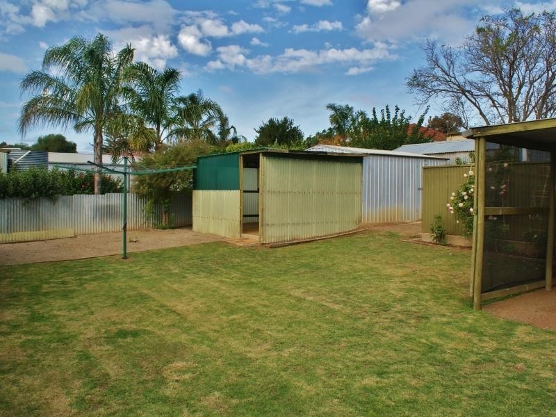 12 Graetz Street, Murray Bridge SA 5253