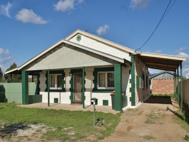 18 Second Avenue, Tailem Bend SA 5260