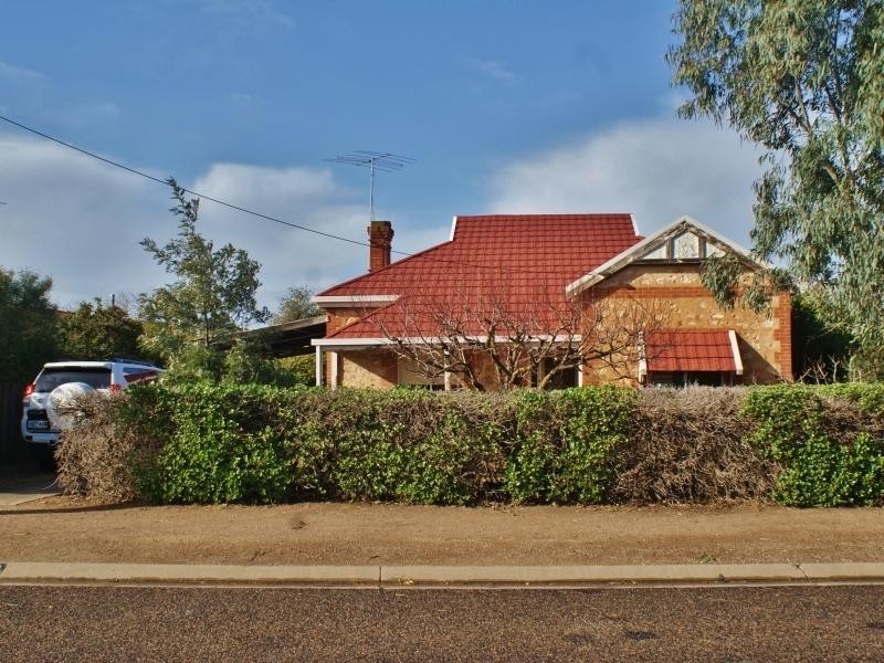 14 Sturt Street, Murray Bridge SA 5253