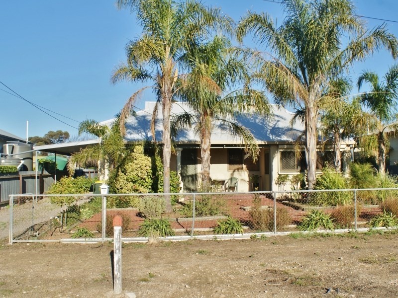 17 Upton Street, Tailem Bend SA 5260