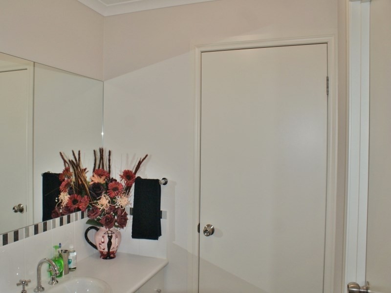 1 Waterlily Terrace, Murray Bridge SA 5253